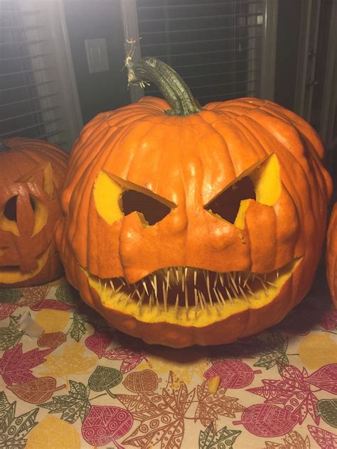 Decorating Your Home for Halloween: Money-Saving Tips for Jack o' Lanterns
